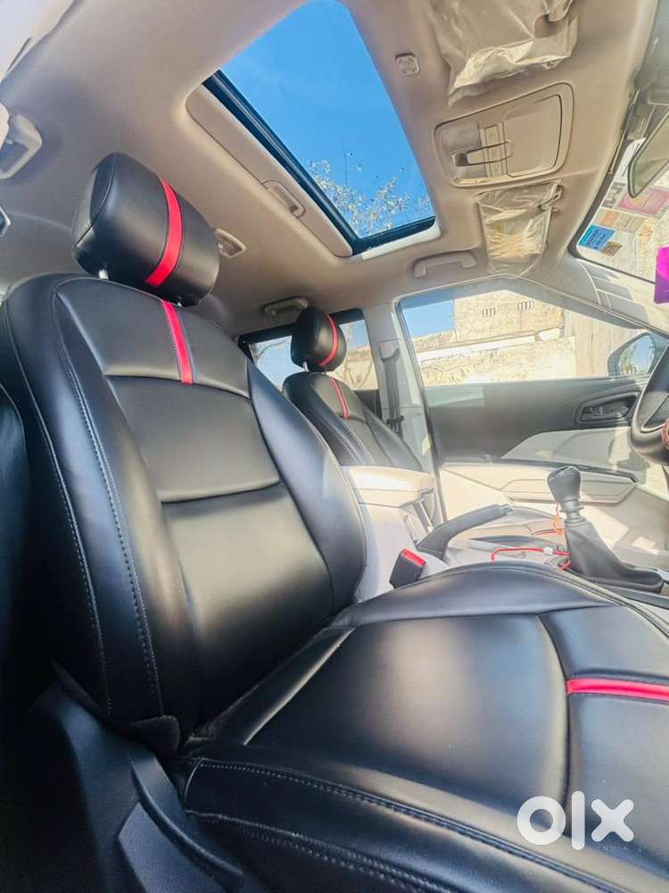 Mahindra Xuv300 2024