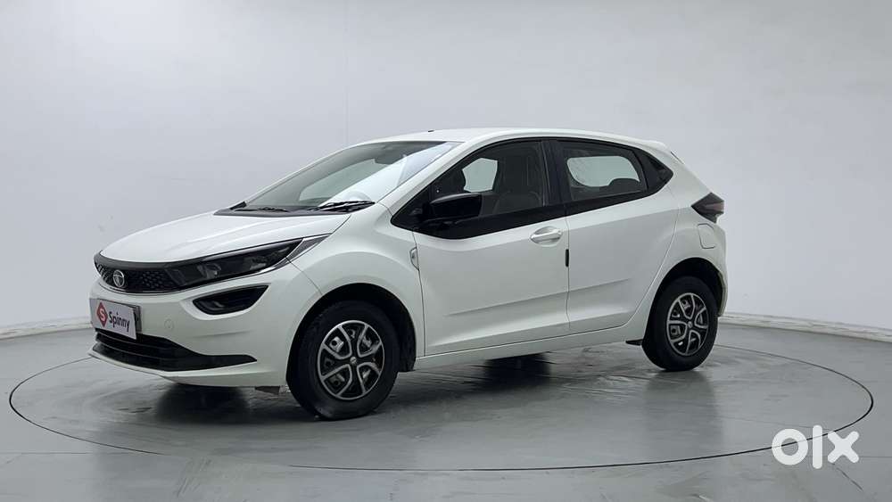 Tata Altroz 1.2 Xe, 2020, Petrol