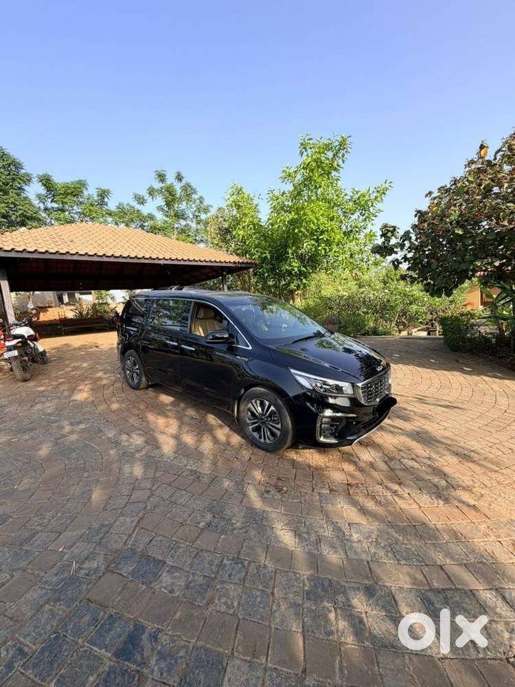 Kia Carnival Limousine+ At 2022 Diesel Automatic Black