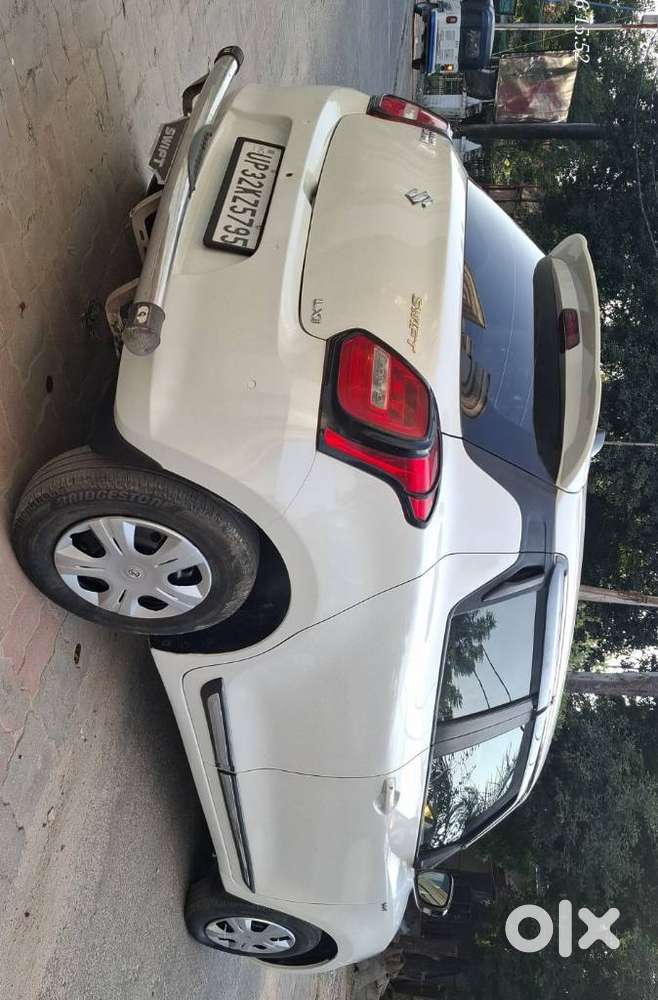 Maruti Suzuki Swift Vxi Optional, 2019, Petrol