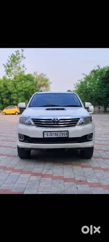 Toyota Fortuner 4x2 Mt 2.8 Diesel, 2014, Diesel