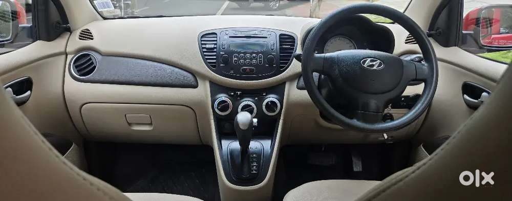 Hyundai I10 Sportz Automatic, Just 24000 Kilometers Driven