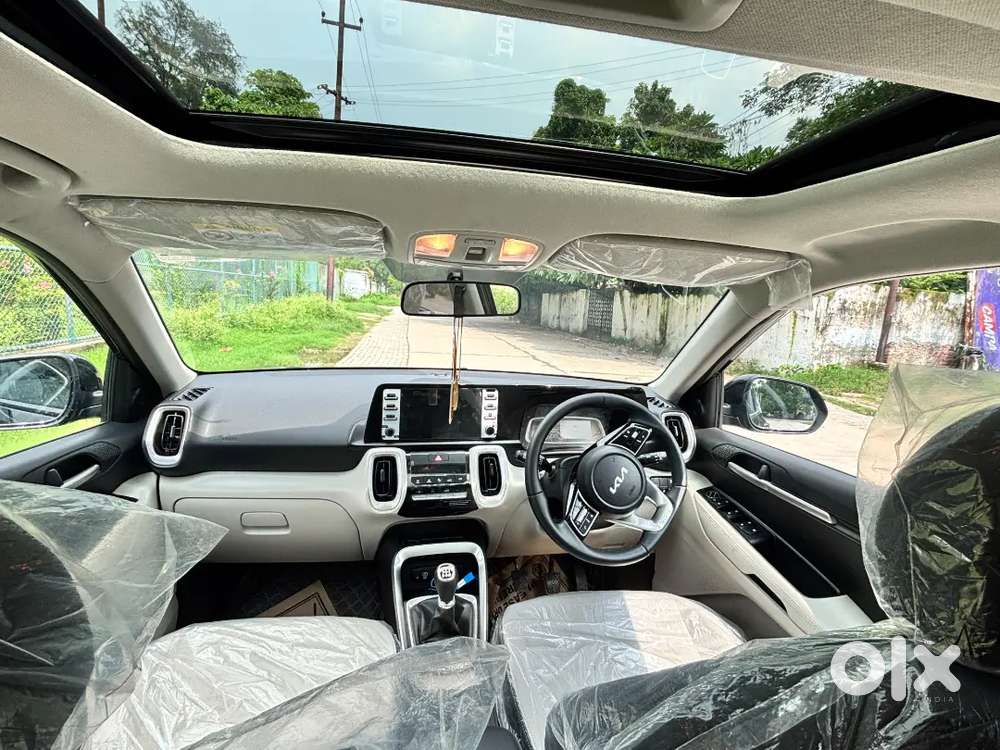 Kia Sonet 2026 Petrol 4000 Km Driven