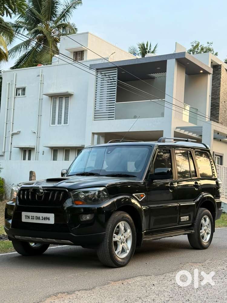 Mahindra Scorpio S10, 2015, Diesel
