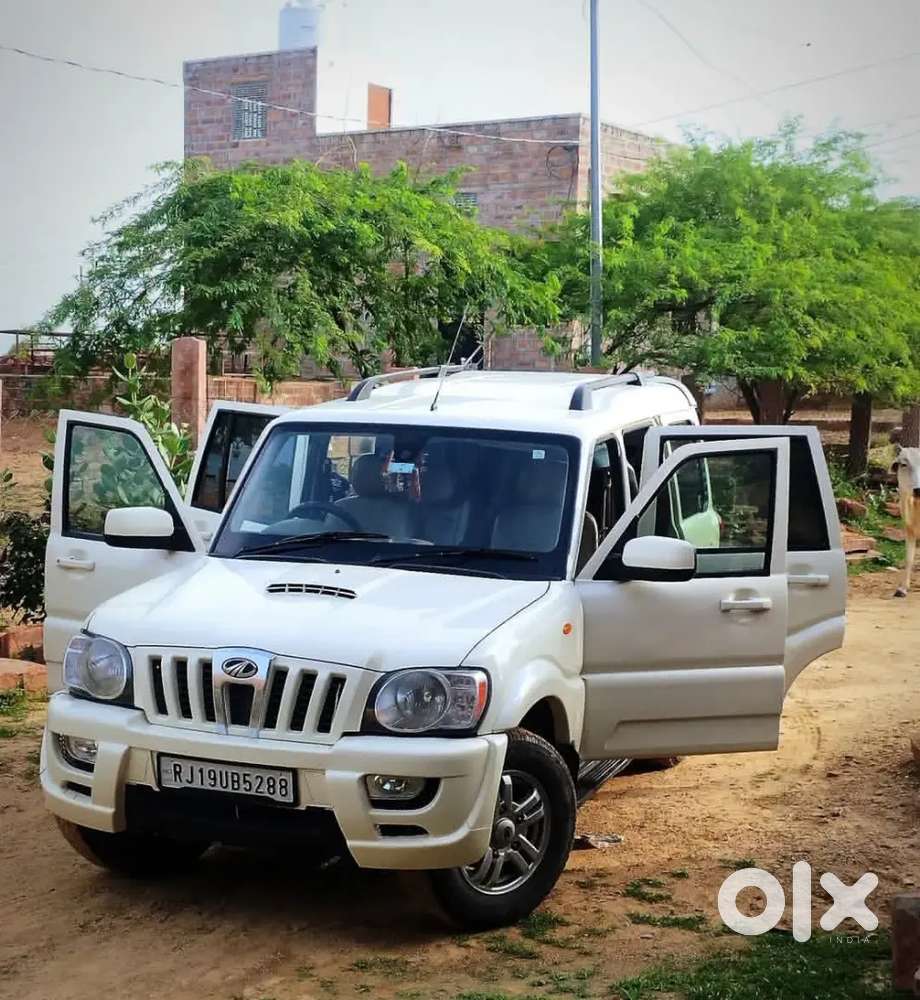 Mahindra Scorpio 2014
