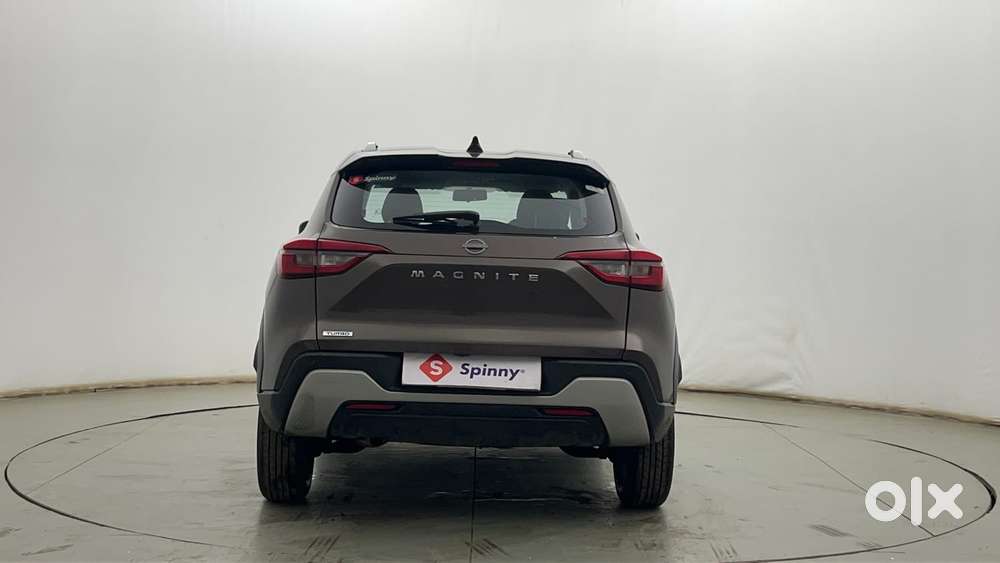 Nissan Magnite Xv Turbo, 2022, Petrol