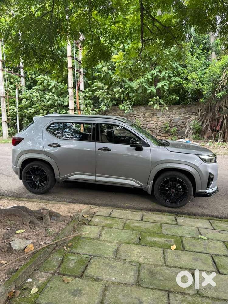 Honda Elevate 2023 Petrol Well Maintained