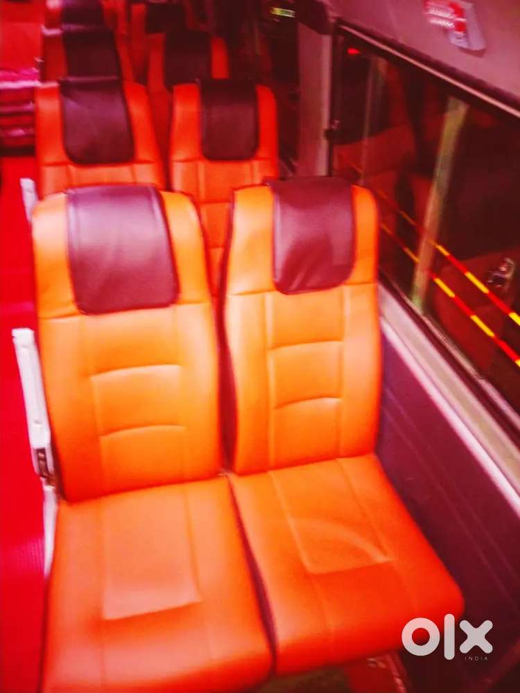 Force Motors 25 Seater Ac Traveller