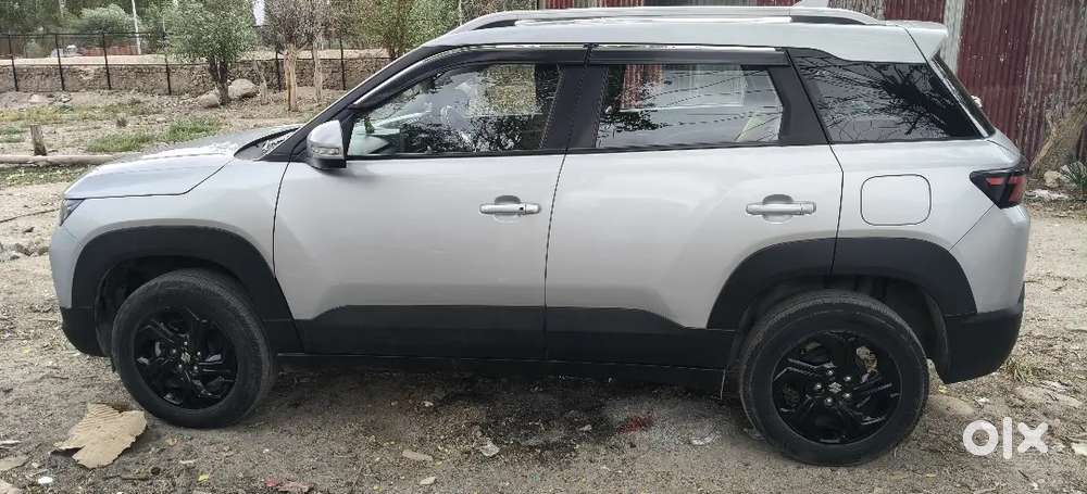 Maruti Suzuki Brezza 2024 Hybrid Manual