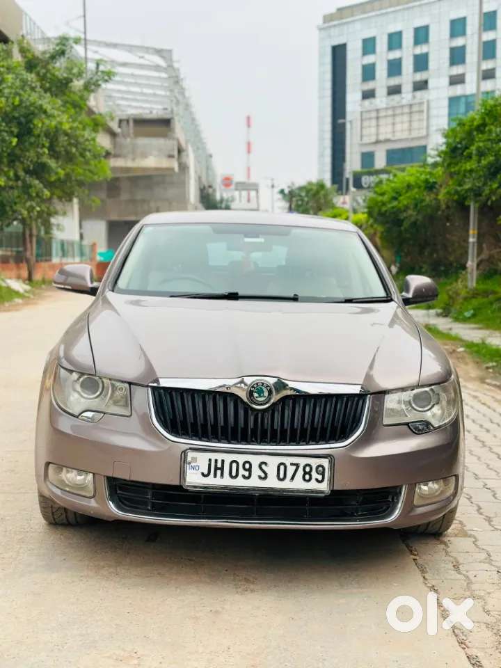 Skoda Superb, 2012, Petrol
