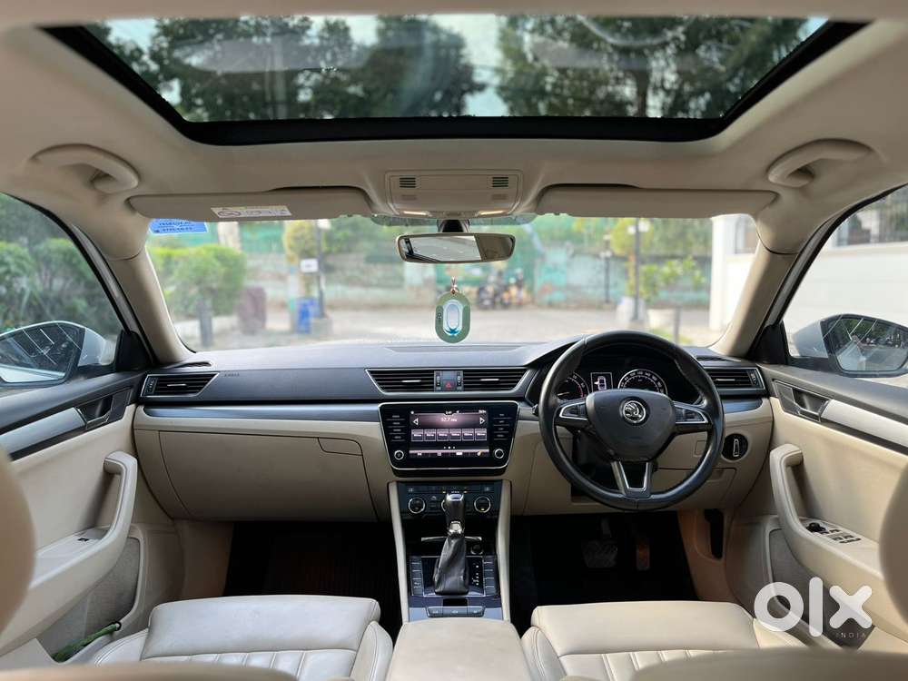 Skoda Superb 1.8 Elegance Tsi At, 2018, Petrol