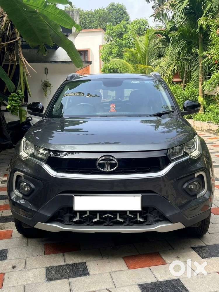 Tata Nexon Xza+ Petrol (automatic) With Sunroof &ndash; 2022 Model