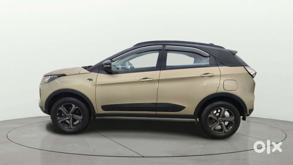 Tata Nexon 1.2 Revotron Xz Plus Premium, 2022, Petrol