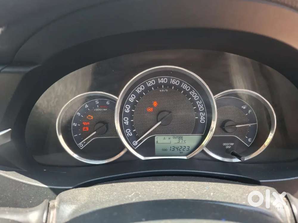 Toyota Corolla Altis 2015