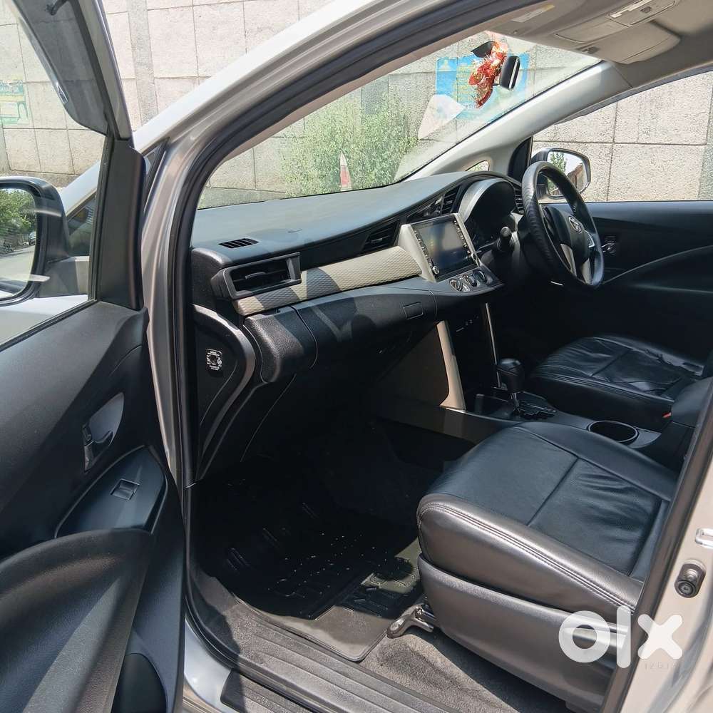 Toyota Innova Crysta 2.8 Gx At, 2021, Petrol
