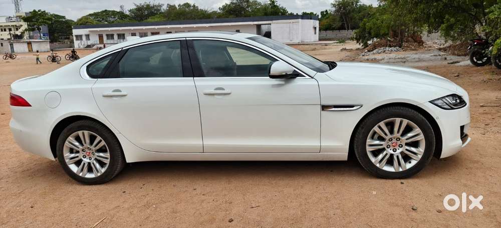 Jaguar Xf Petrol 2019