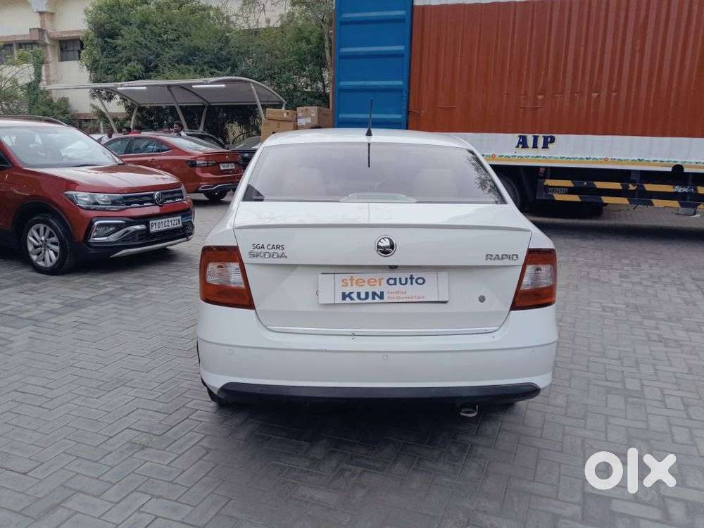 Skoda Rapid [2016-2021] 1.6 Mpi Style Plus, 2018, Petrol
