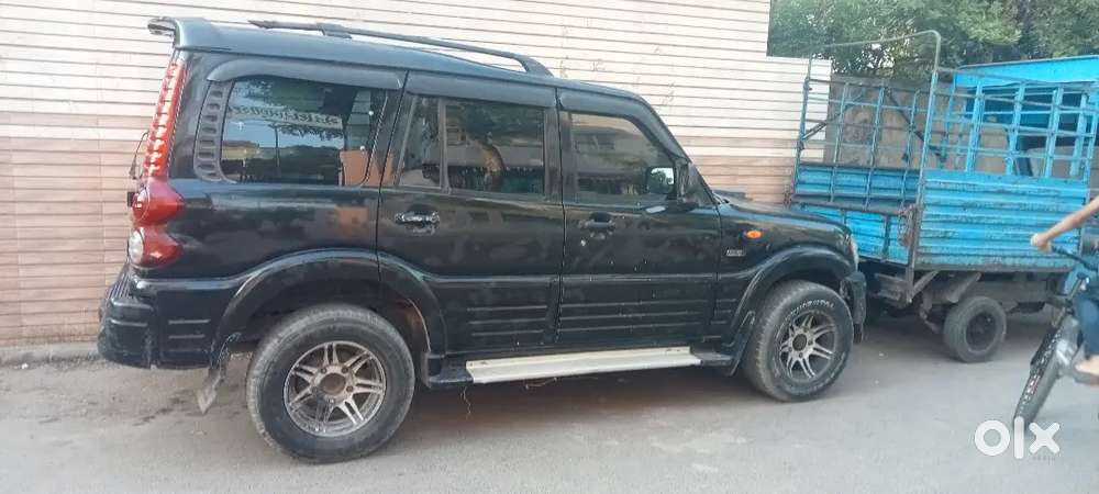 Mahindra Scorpio Classic 2007