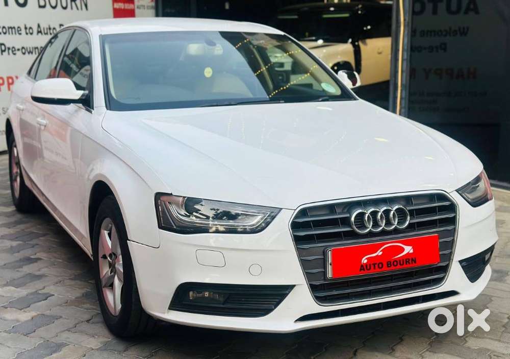 Audi A4, 2012