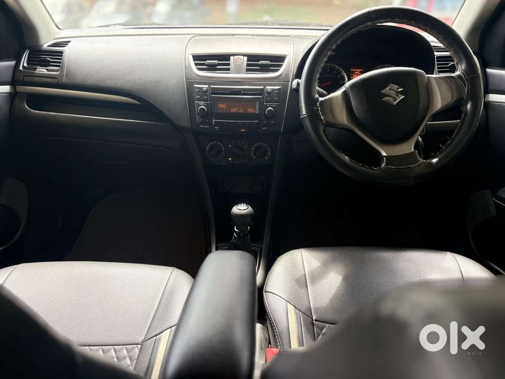 Maruti Suzuki Swift Vxi, 2016, Petrol