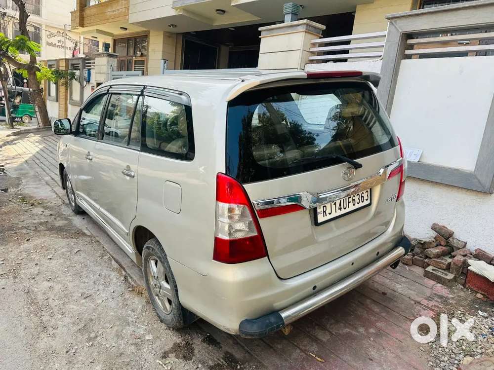 Toyota Innova 2014 Diesel 106000 Km Driven