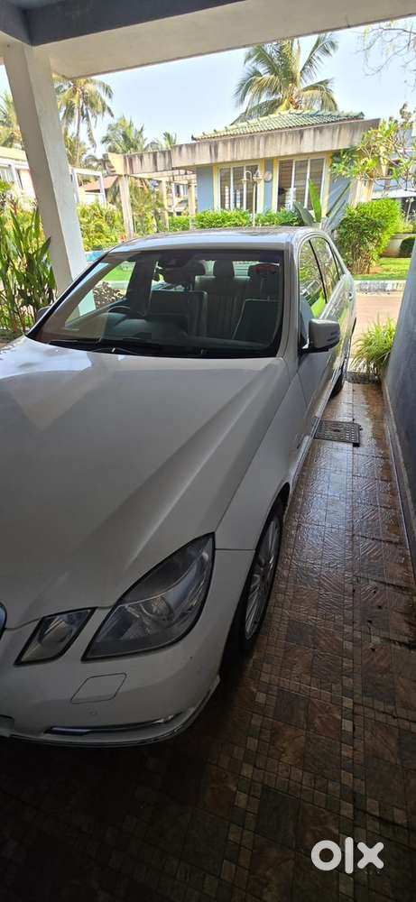 Mercedes-benz E-class 2012