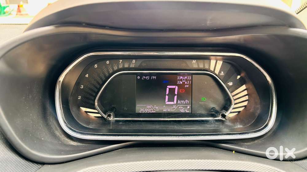 Tata Nexon Xz+s E20 | Excellent Mileage | 2.5 Yrs Old | Sunroof | 25k