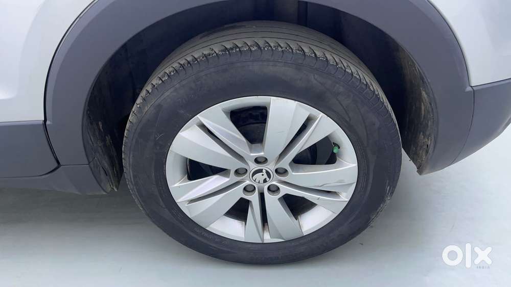 Skoda Kushaq Ambition 1.0l Tsi Mt, 2023, Petrol