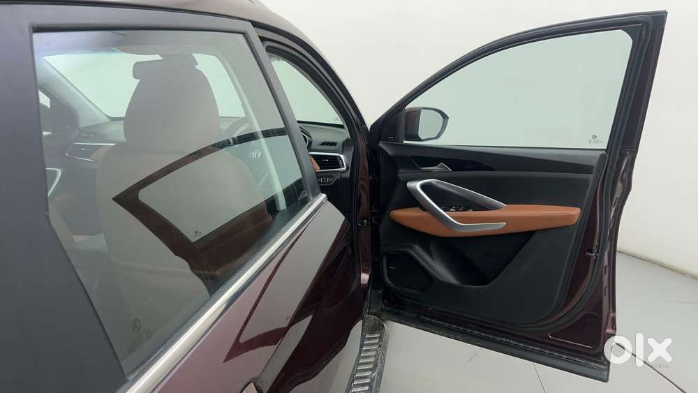 Mg Hector Plus 1.5 Sharp Dct, 2020, Petrol