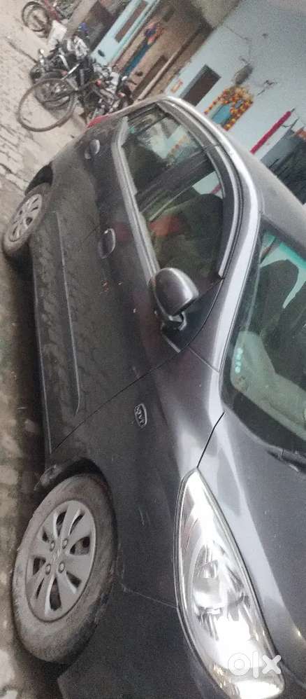 Hyundai I10 2012 Petrol 73000 Km Driven