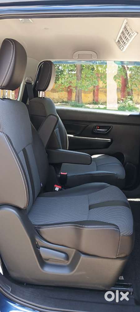 Maruti Suzuki Xl6 1.5 Zeta Mt, 2025, Petrol