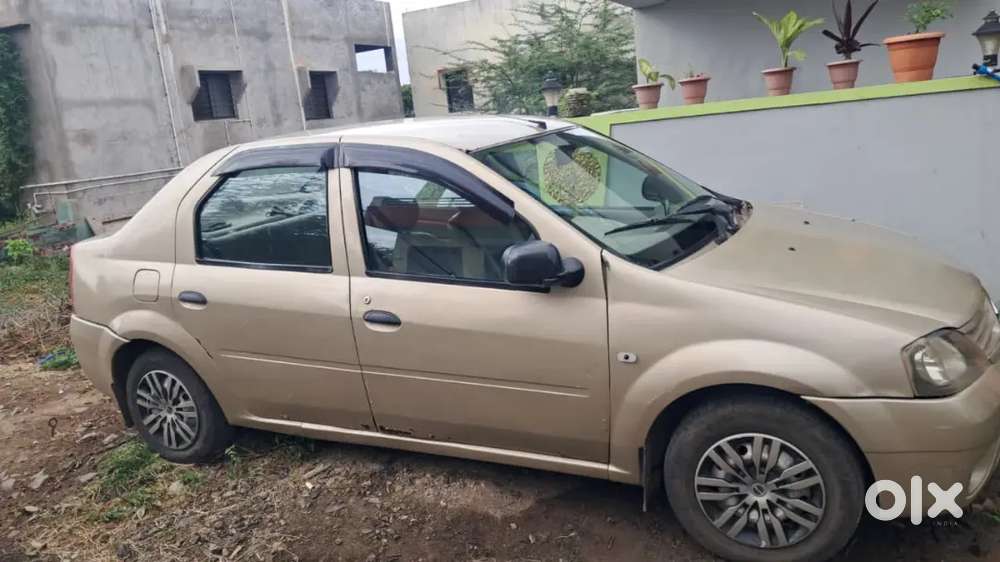 Mahindra Logan Petrol 2008