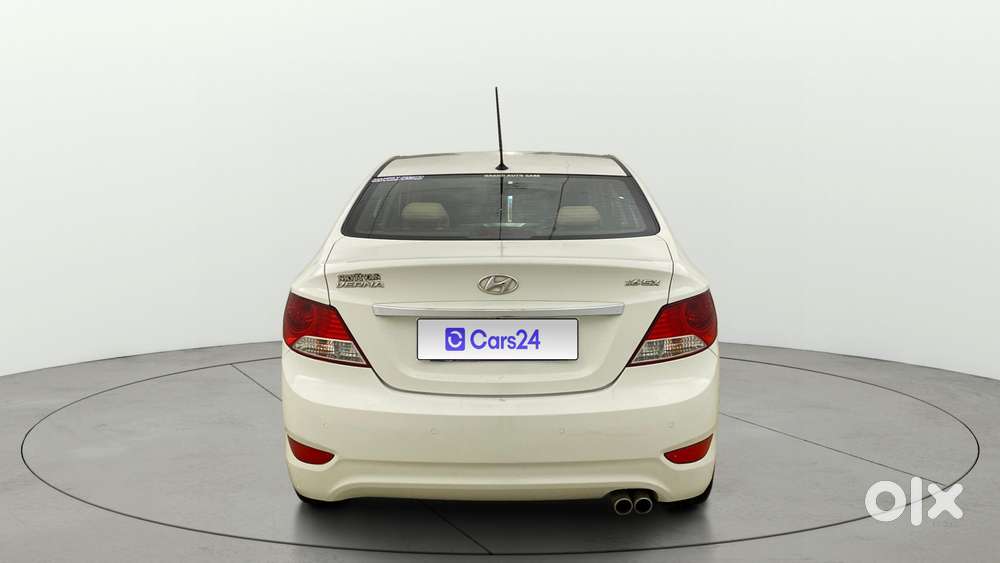 Hyundai Verna Fluidic 1.6 Vtvt Sx, 2014, Petrol