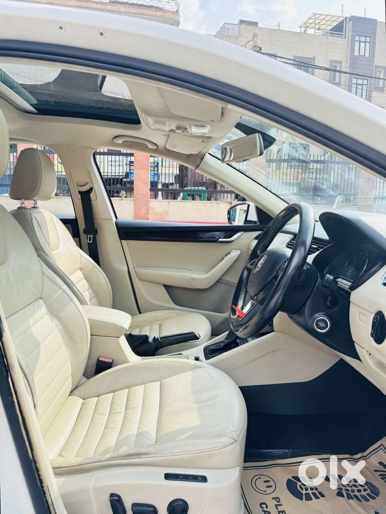 Skoda Octavia 2.0 Style Tsi At, 2015, Petrol