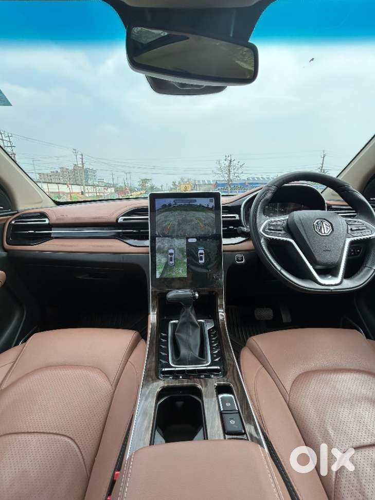 Mg Hector Plus Savvy Pro 1.5 Turbo Petrol Cvt 7 Str, 2024, Petrol
