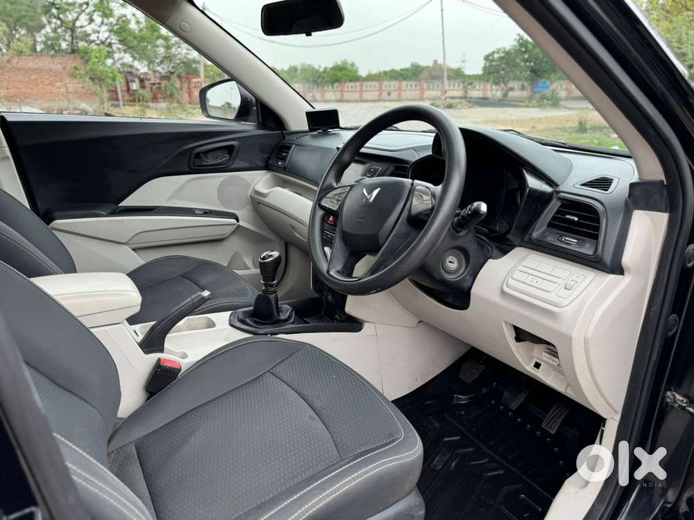 Mahindra Xuv300 W6 Diesel, 2022, Diesel