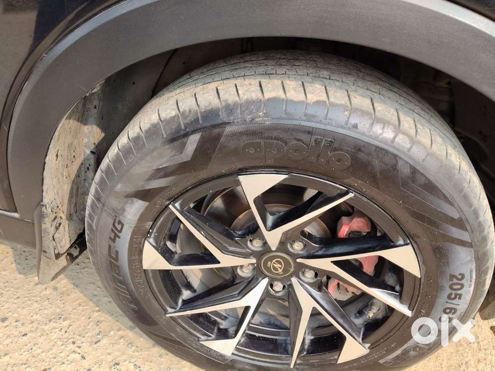 Mahindra Xuv300 W6 Diesel, 2023, Diesel