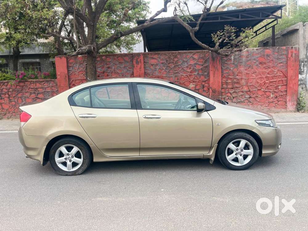 Honda City V Mt Exclusive, 2011, Petrol