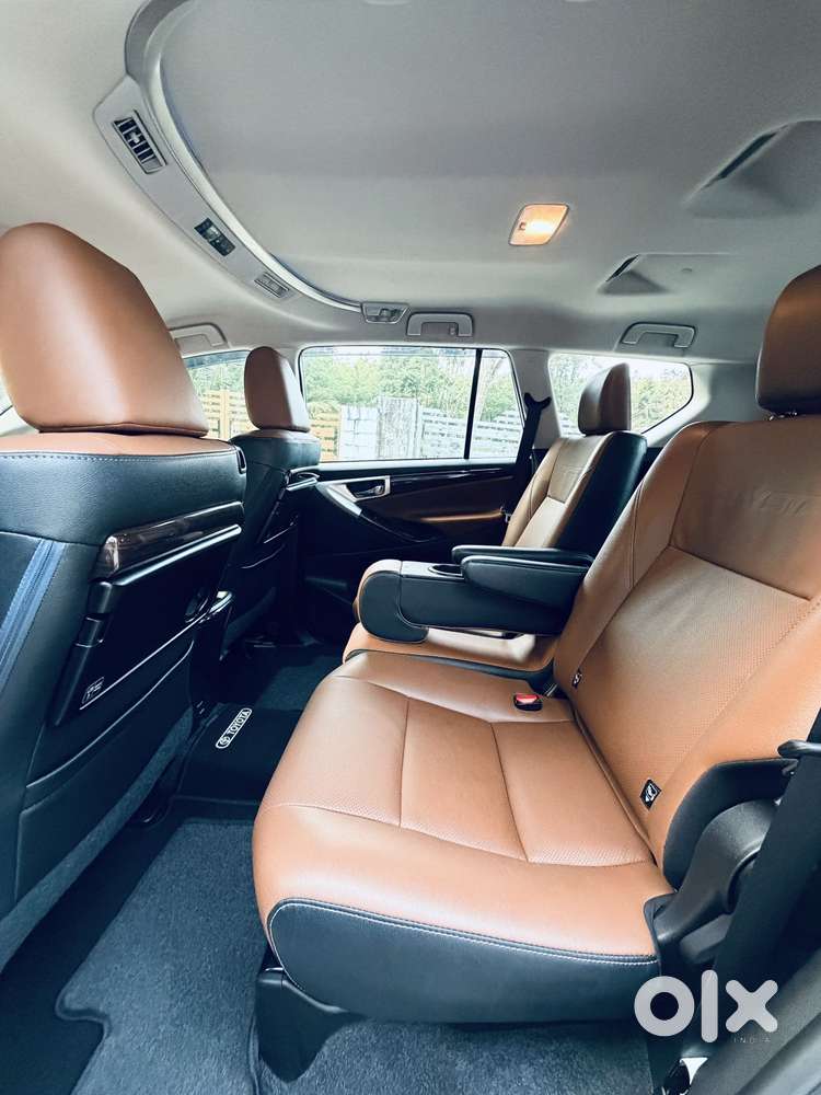 Toyota Innova Crysta