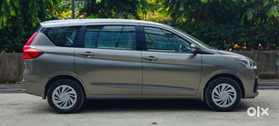 Maruti Suzuki Ertiga 2022-2023 Vxi Cng, 2021, Petrol