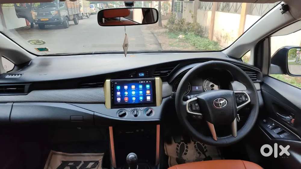 Toyota Innova Crysta 2017