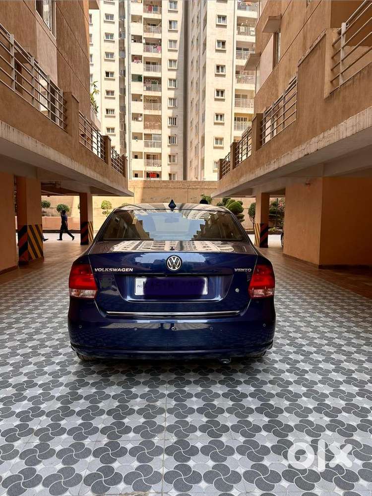 Volkswagen Vento 2012 Petrol 77000 Km Driven