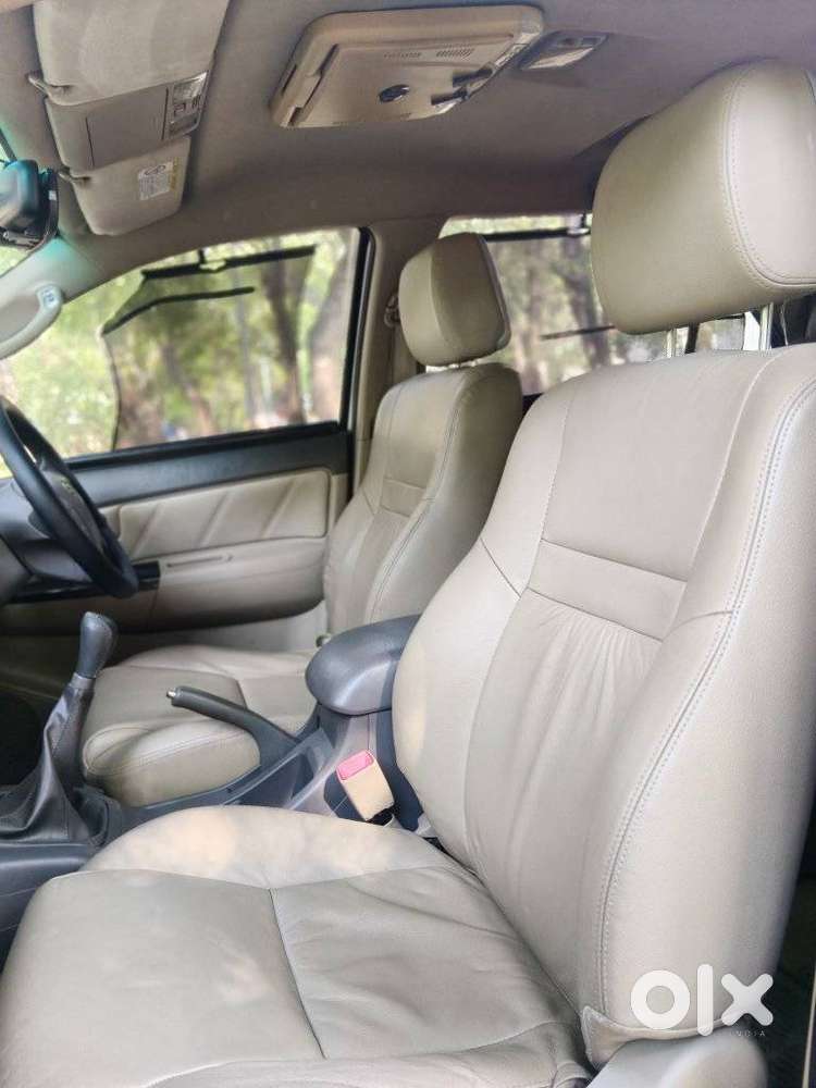 Toyota Fortuner 3.0 4x2 Mt, 2012, Diesel