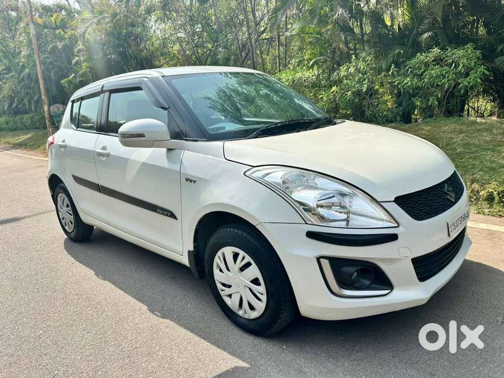 Maruti Suzuki Swift Vxi + Manual, 2016, Petrol