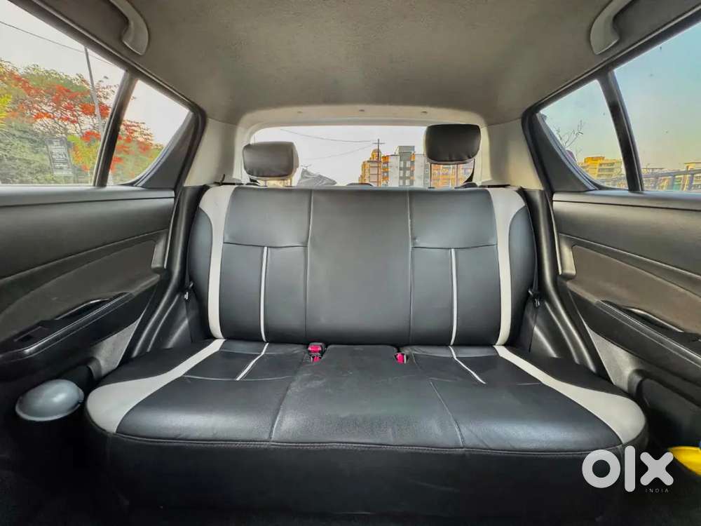 Maruti Suzuki Swift 2012 Petrol Manual