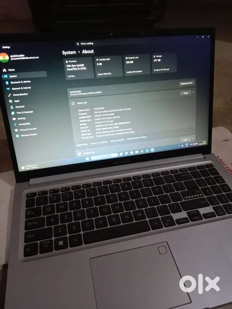 Asus 15  i3 8gb 512