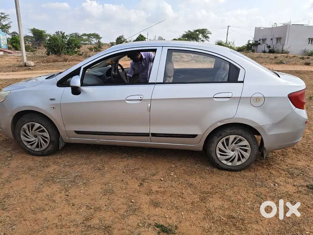 Chevrolet Sail Ls Abs 2013