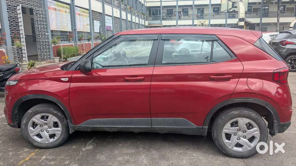 Hyundai Venue 2019 S Mt Petrol/rarely Driven/well Maintained