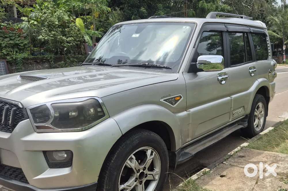Mahindra Scorpio S10 Mhawk Diesel 2015