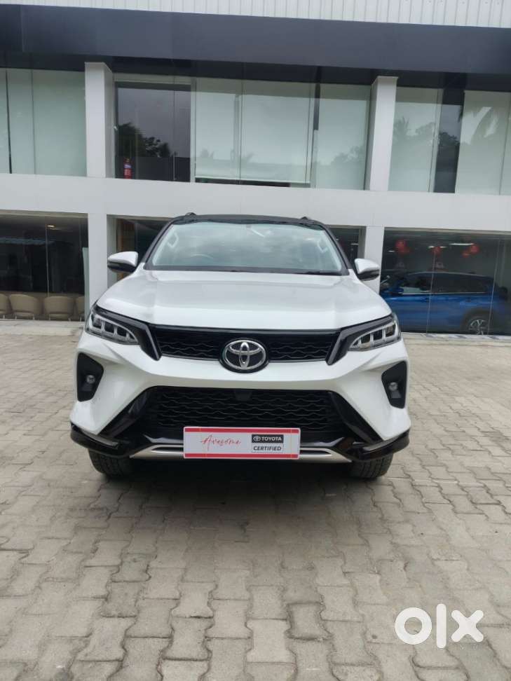Toyota Fortuner Legender 4x4 At 2.8, 2024